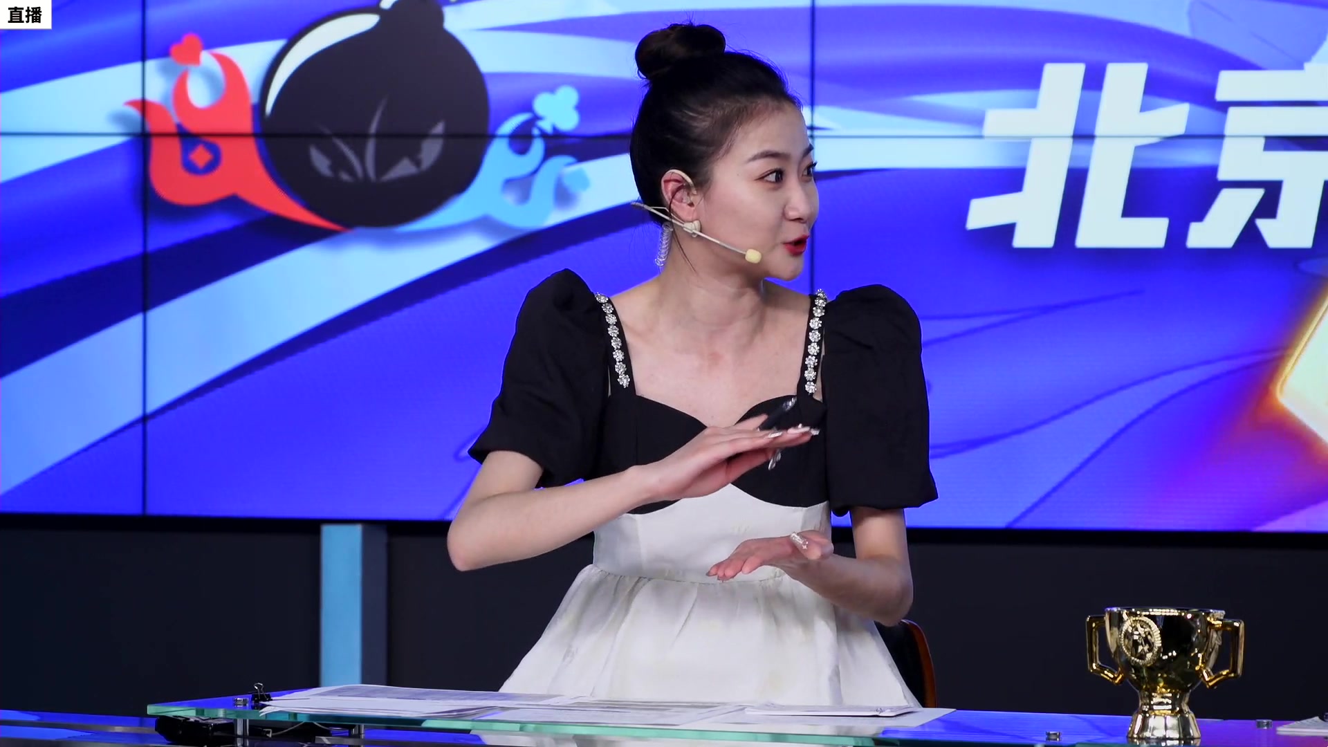 【2023-04-06 21点场】JJ斗地主官方：【观赛赢金条】冠军杯直播中