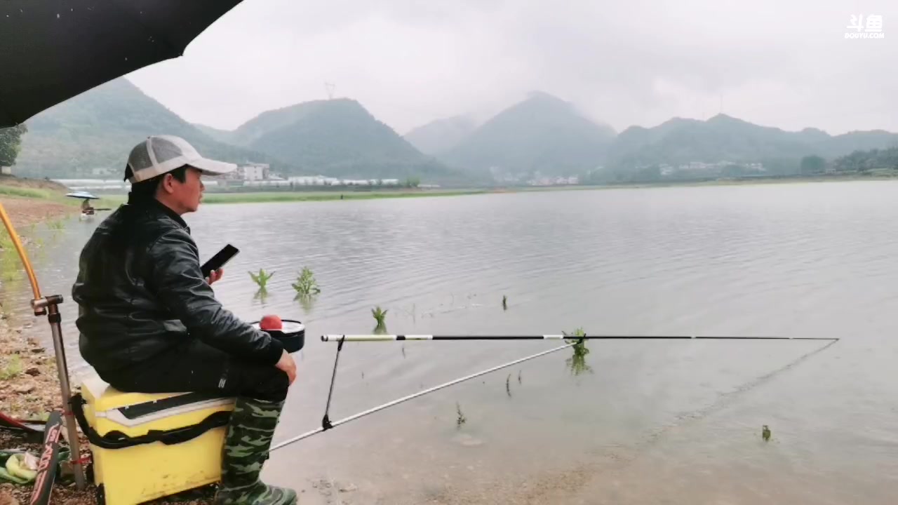 【2023-04-06 10点场】中华户外钓鱼：水库野钓，一看就有戏