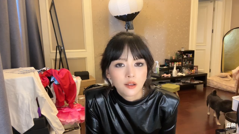我在斗鱼看不2不叫周淑怡直播英雄联盟