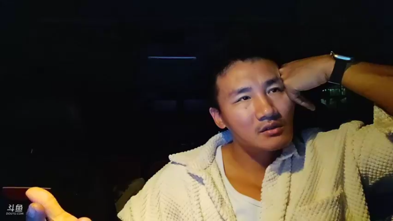 【2023-04-07 22点场】黑人毅：这段时间认真点备赛