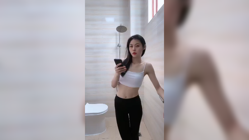 瑜伽小姐姐晶晶20230408_113907