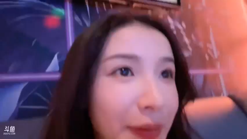 美女二珂真好听，大家感慨万千，七年前的岁月