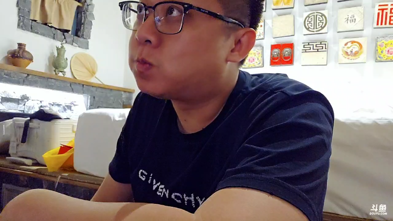 【户外】小鱼小鱼吃虾米的精彩时刻 20230410 00点场