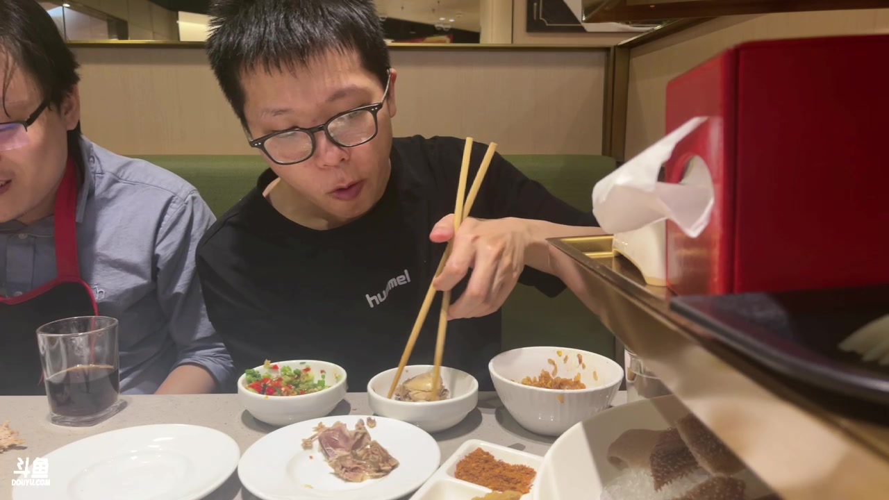 【2023-04-11 19点场】何二抛zZ：点进来 然后开始享受