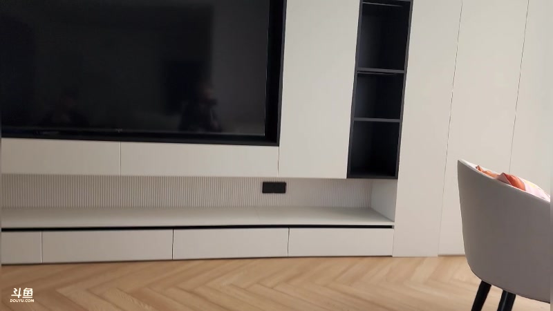 【2023-04-10 16点场】三酒OuO：买点家具兄弟们