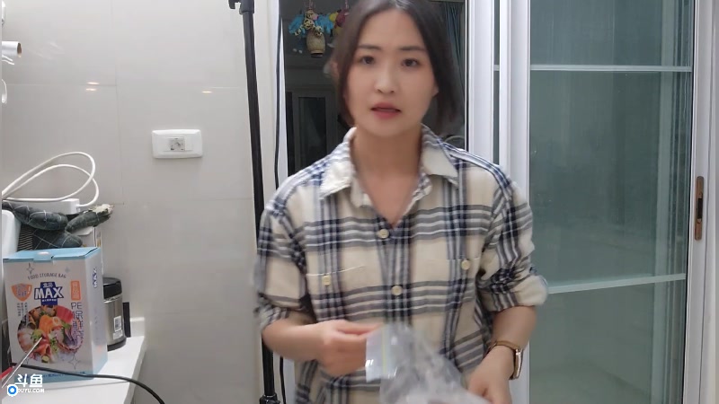 【2023-04-12 20点场】刘灶灶：晚点做个红茶饼干