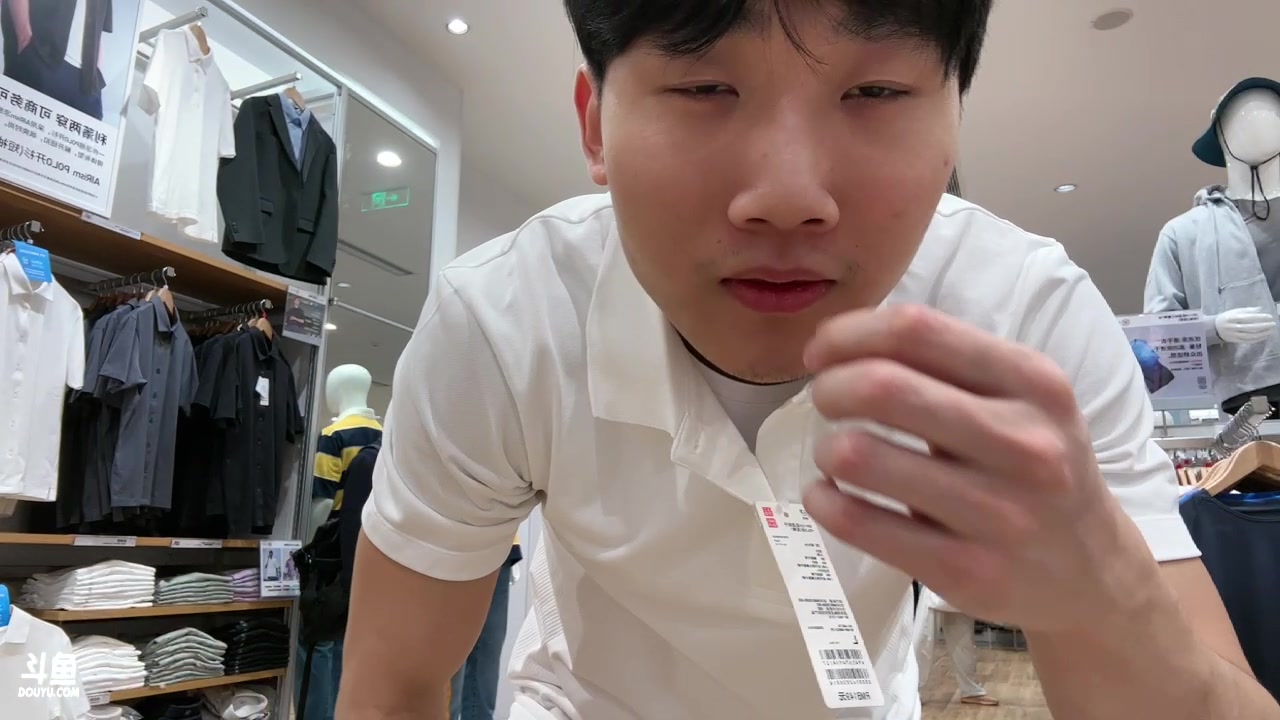 【2023-04-12 20点场】胸肌很大的良小伞：和男朋友逛该！巨龙族集合！