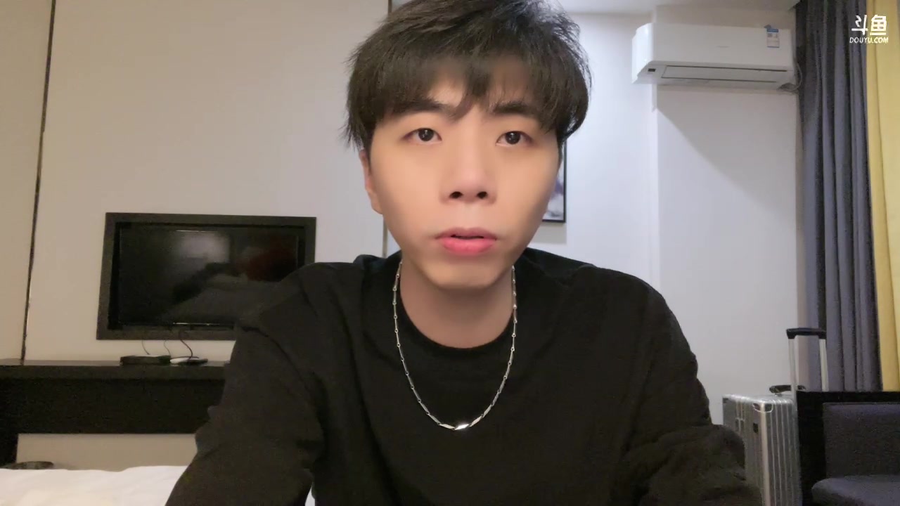 【2023-4-11 23点场】秀才冷男:【小奶团】云南之旅~泼水节！！