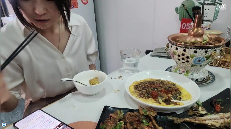 【2023-04-14 14点场】刘灶灶：刘灶灶的瓷器铺，周五啦