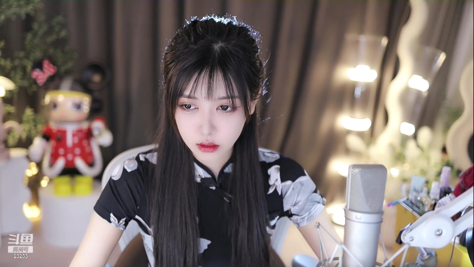 【2023-04-14 21点场】喵小莎：天龙八部2今日公测领万元京东卡。