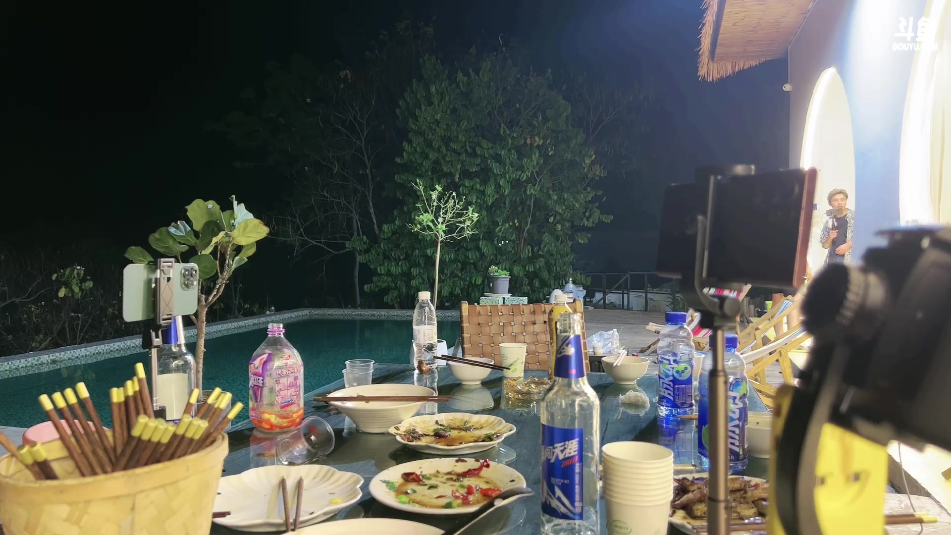 【2023-04-14 21点场】潇潇超哇噻：day2泼水节 9495657