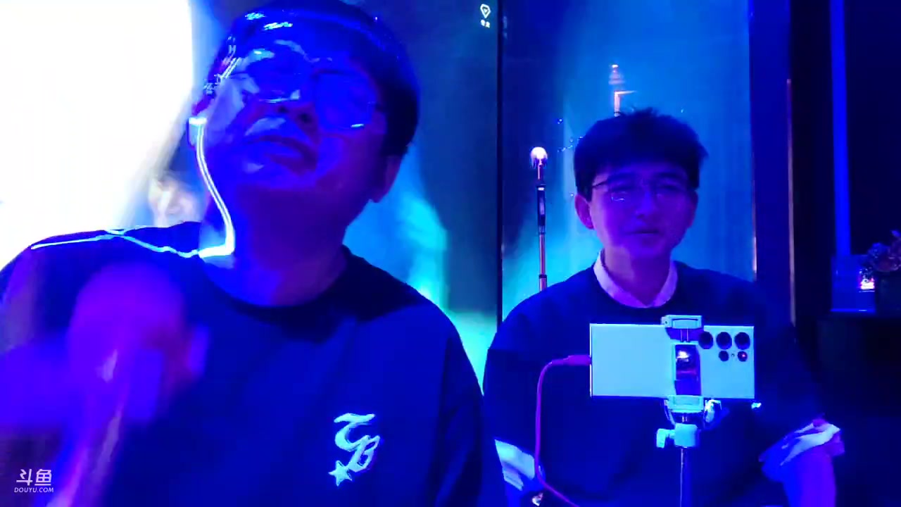【2023-04-15 21点场】火力堂主：恭喜JDG春季赛冠军！ 241123