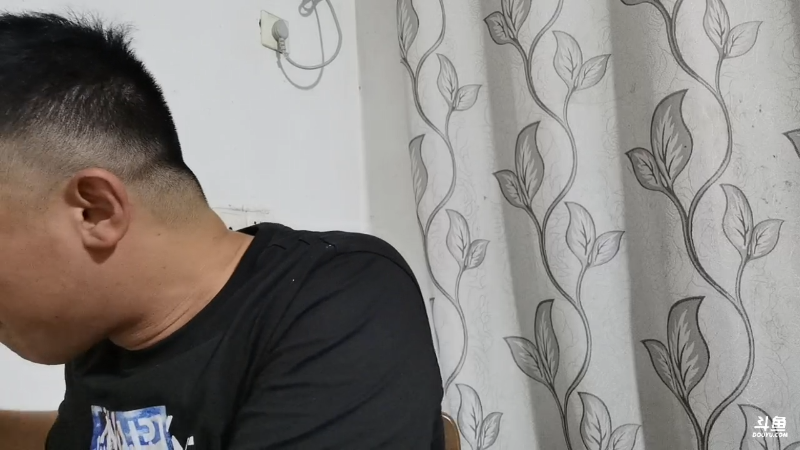 我在斗鱼看无尽无尽的无尽直播户外