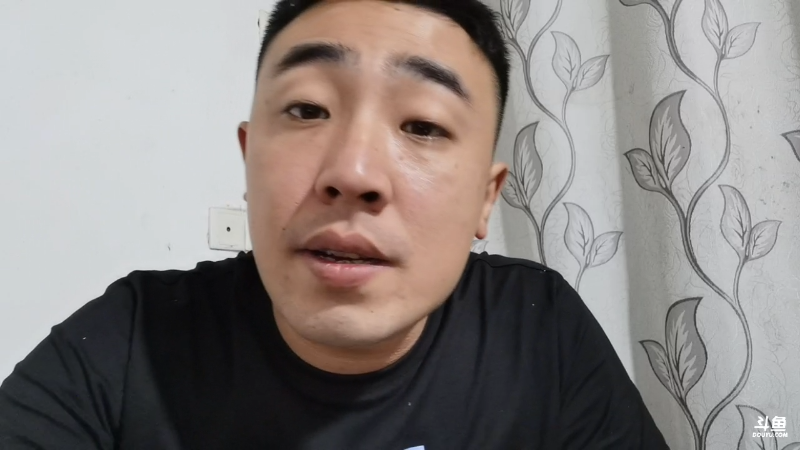 我在斗鱼看无尽无尽的无尽直播户外