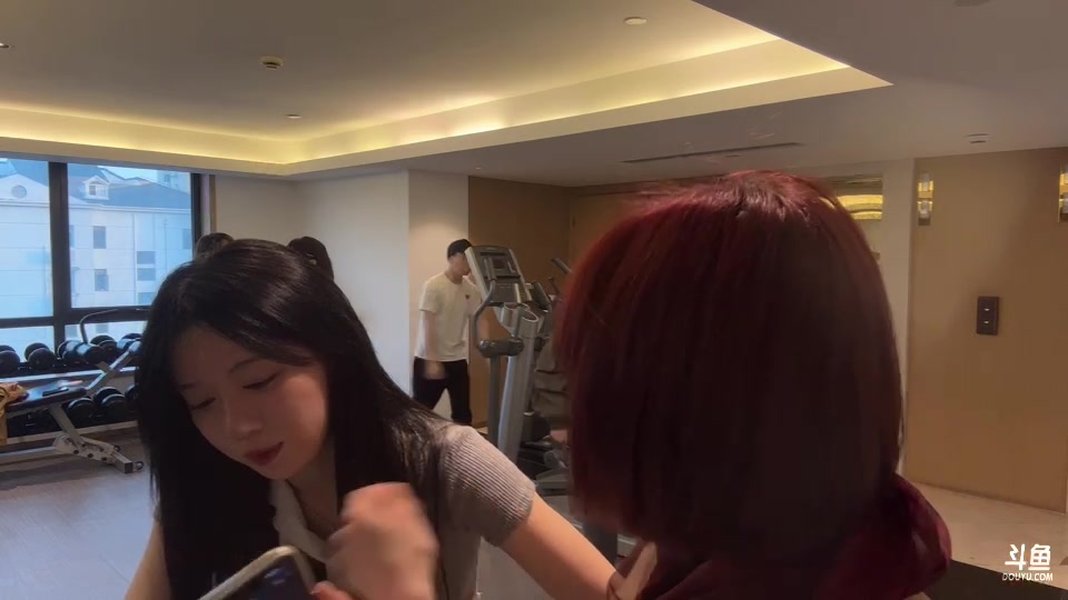 【2023-04-17 17点场】野生小师妹：双倍！母老虎不在，一个人在家偷玩dota