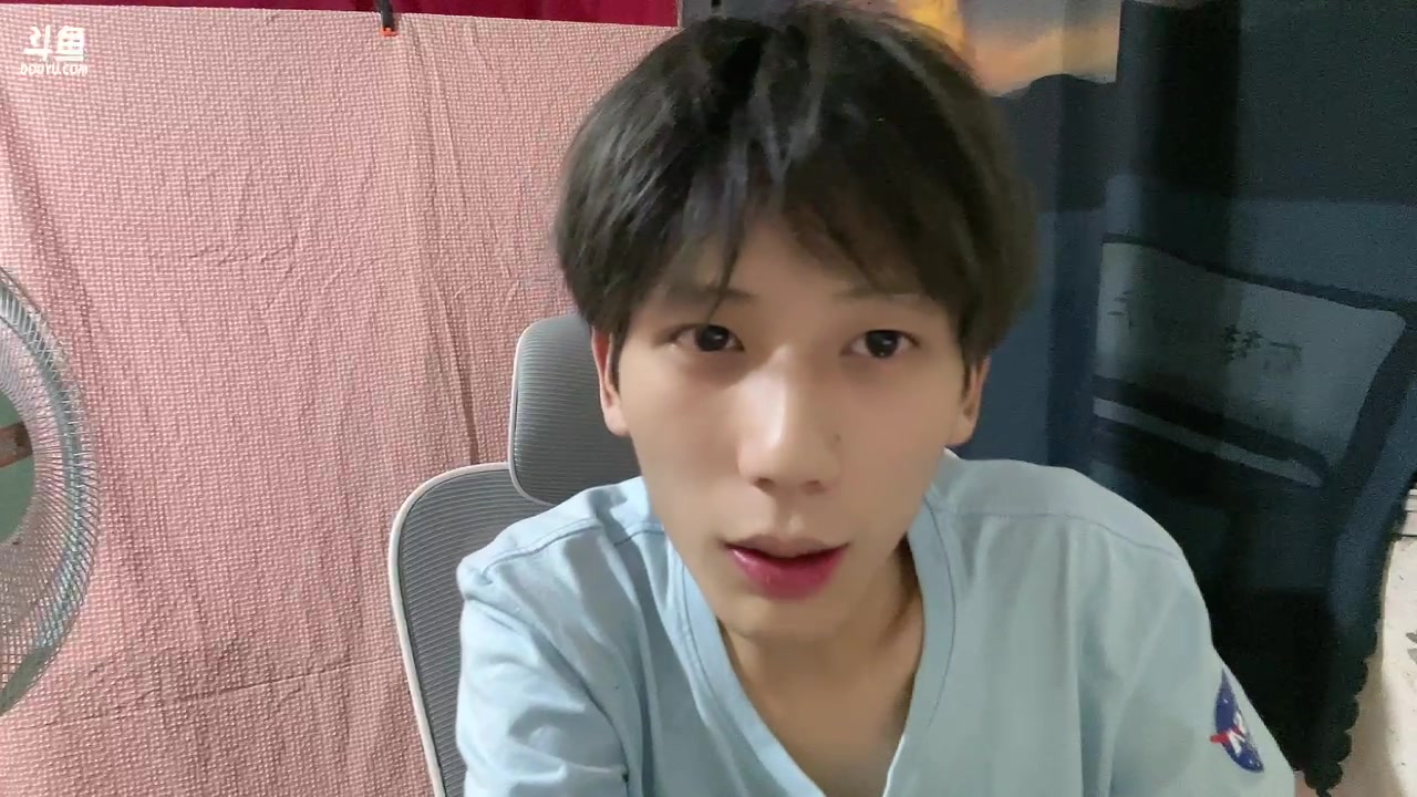 【2023-04-17 01点场】野猪九月：【小奶团】新东方青训厨师长！