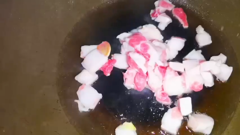 《美食》豆角炒肉