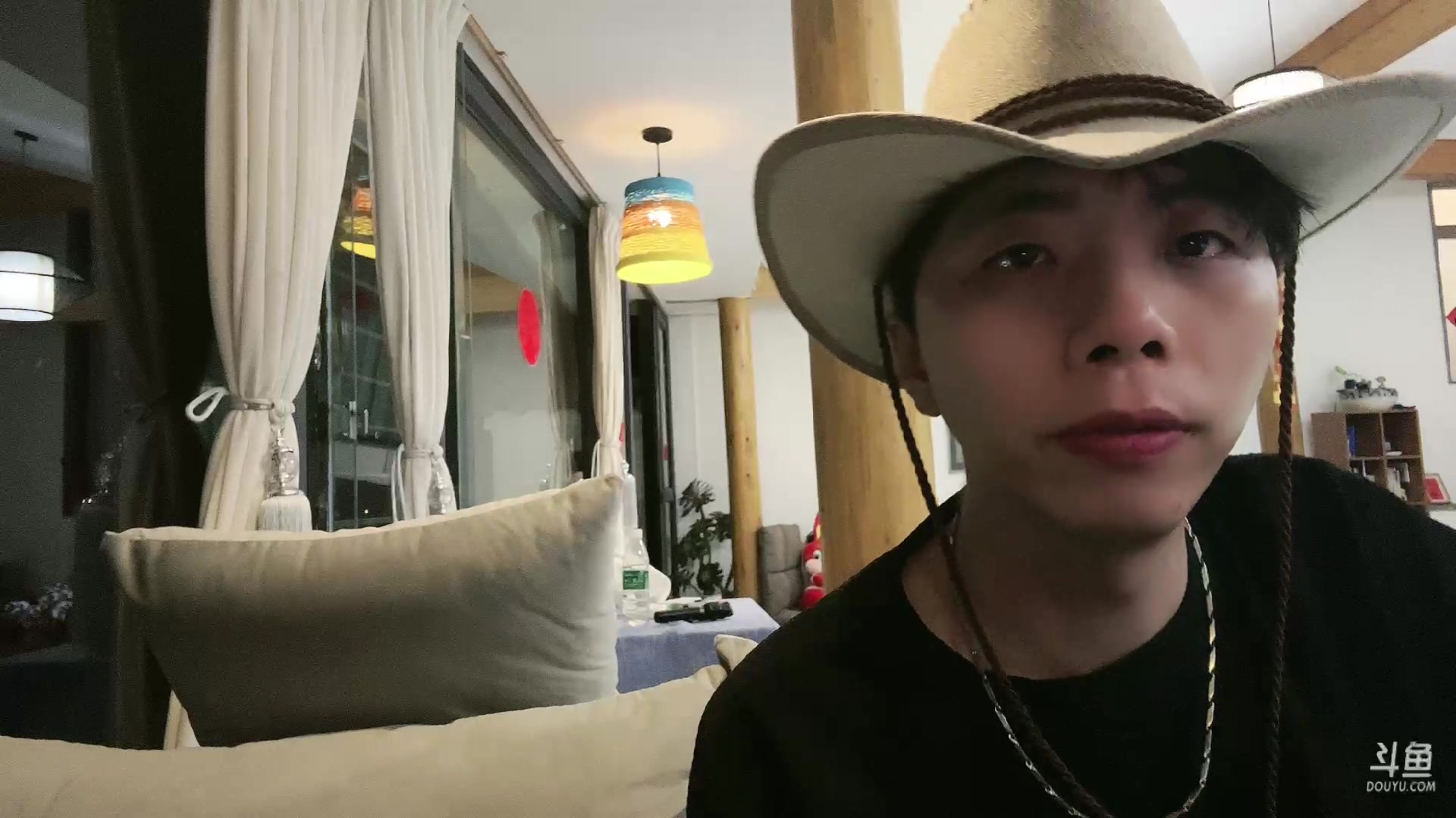 【2023-04-16 00点场】秀才冷男：遇见Day3古镇大追捕