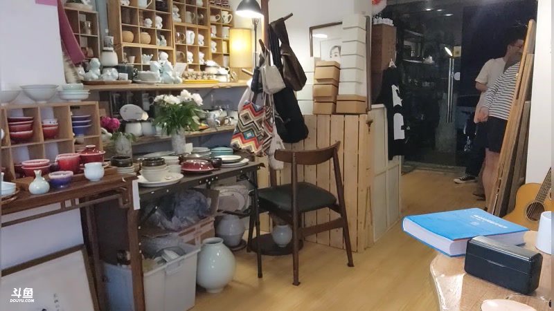【2023-04-20 22点场】刘灶灶：刘灶灶的瓷器铺，周四啦