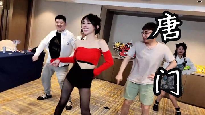 第43话 唐门团舞《bar bar bar》