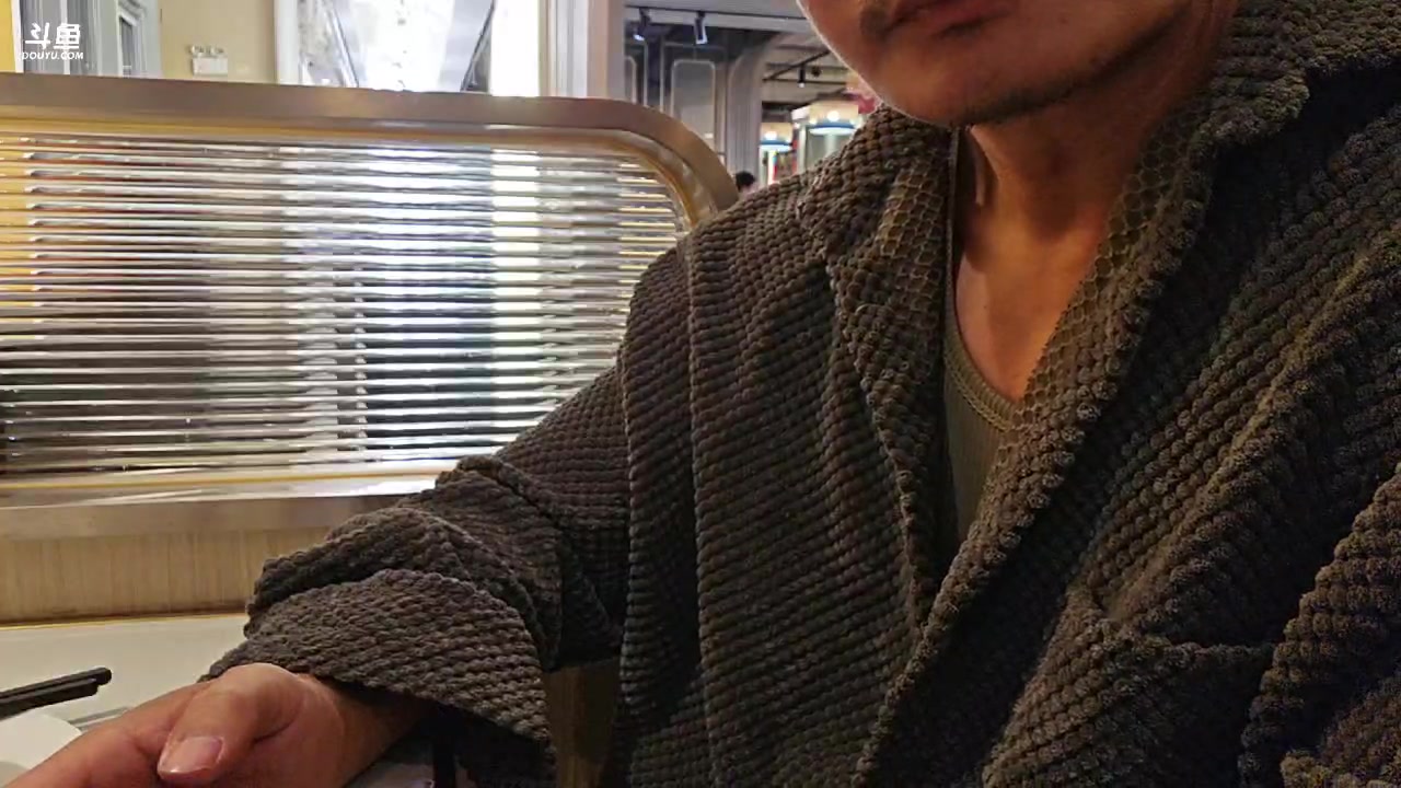 【2023-04-21 19点场】黑人毅：上海车展逛逛