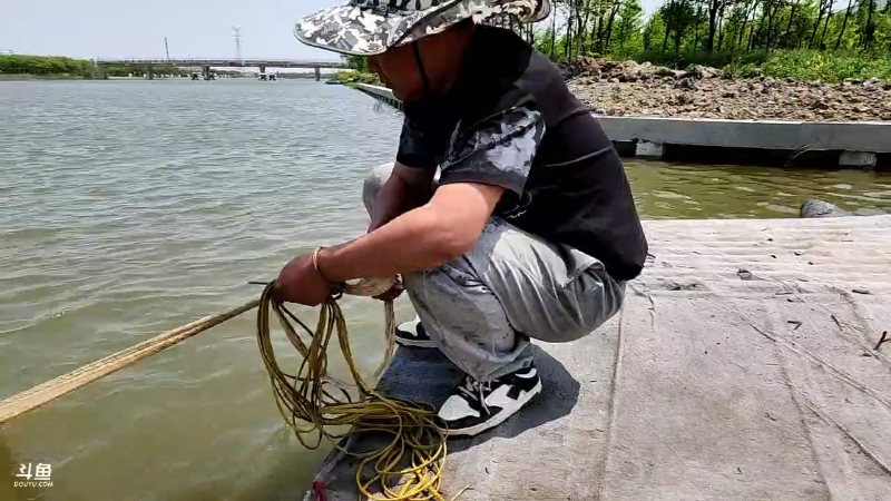 【户外】微山湖捕鱼武工队的精彩时刻 20230422 12点场