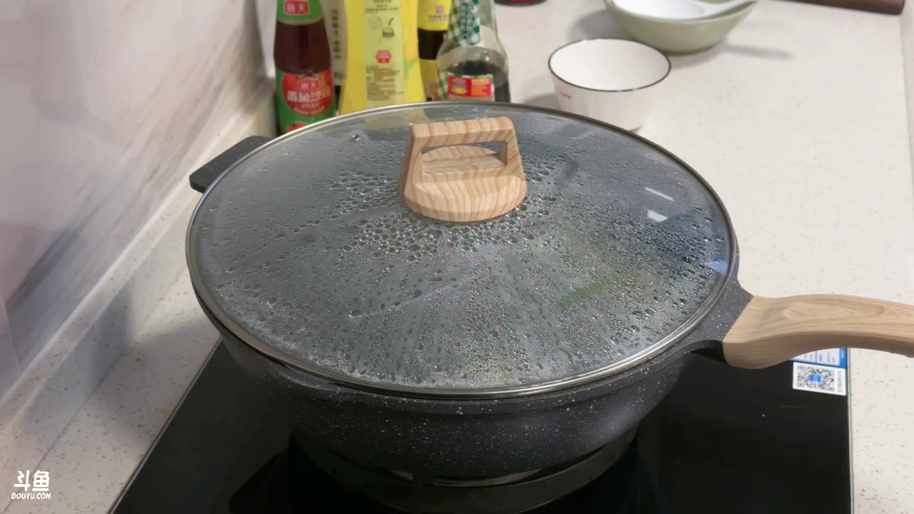 【2023-04-22 17点场】小溫dududu：妈咪来咯～休息