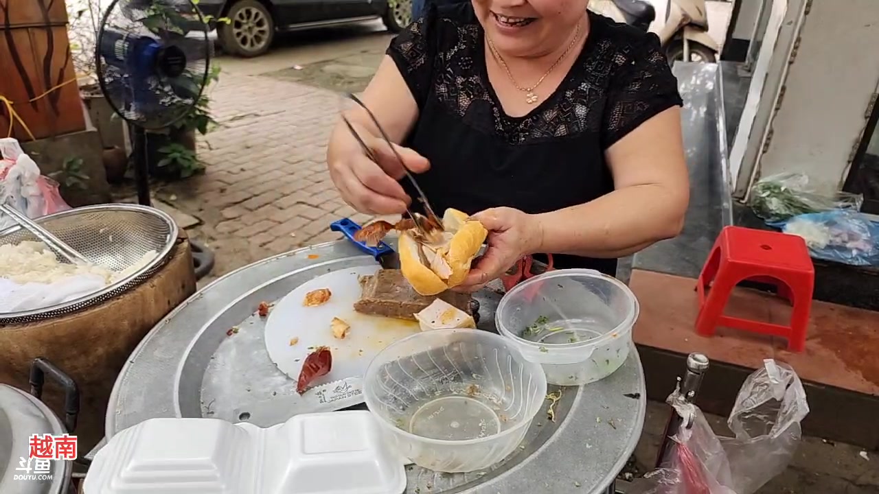 【2023-04-19 12点场】叶子户外：《纪实直播》越南day2