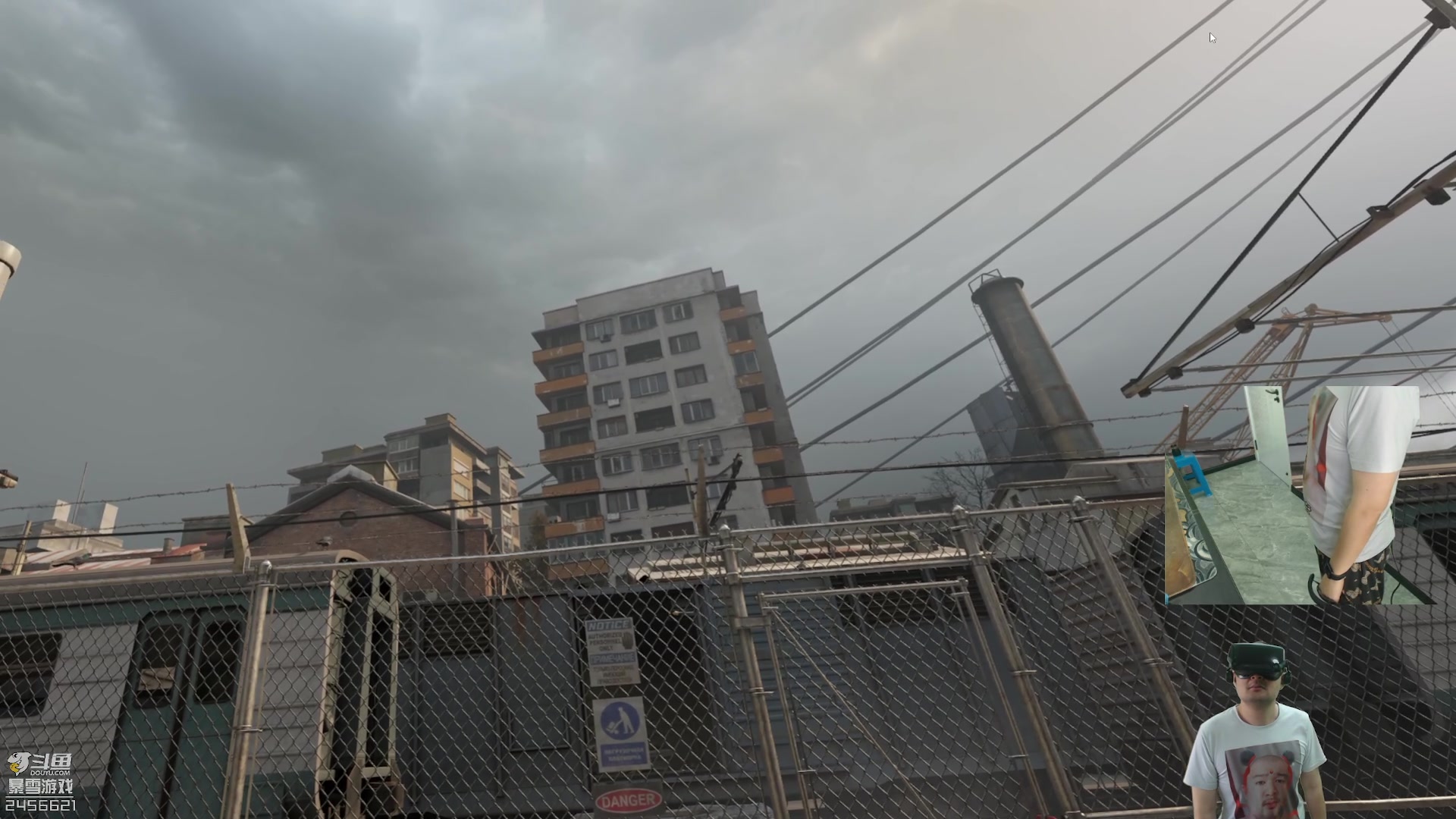 【2023-04-23 13点场】黑欢喜：体验一下VR的感觉。。。