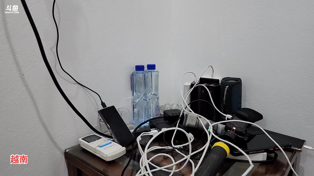 【2023-04-18 20点场】叶子户外：《纪实直播》越南day2