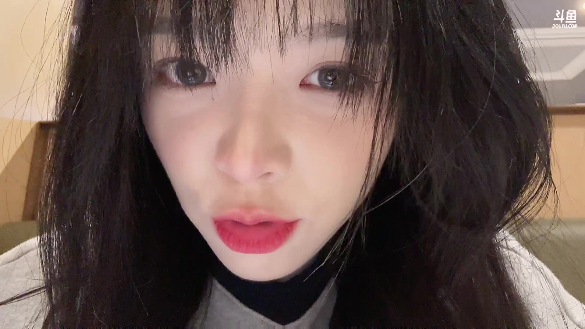 【2023-04-24 01点场】童猪啊i：钻粉狂欢）下午4点开播