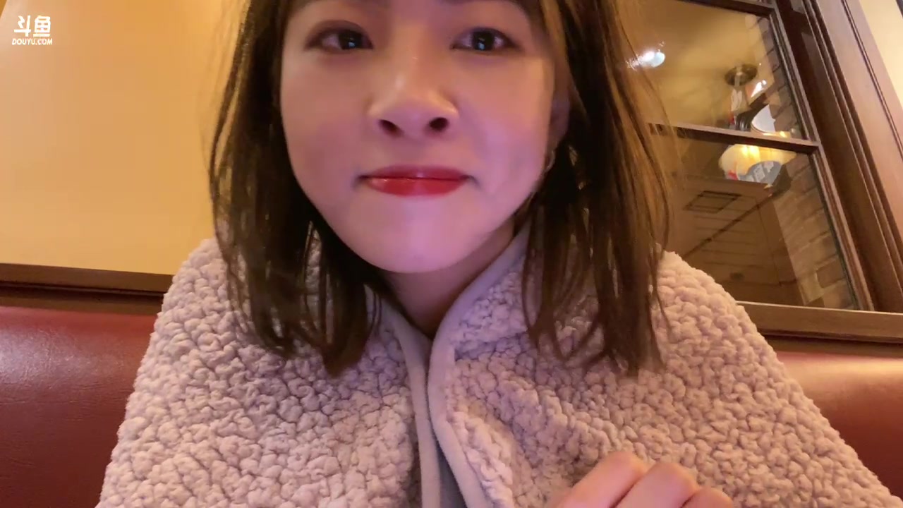 【2023-04-24 14点场】馨儿MIRANDA：迪士尼 玩一会播一会