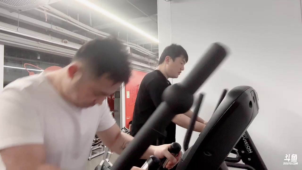 【2023-04-26 03点场】李永：主机，，，，晚点点将