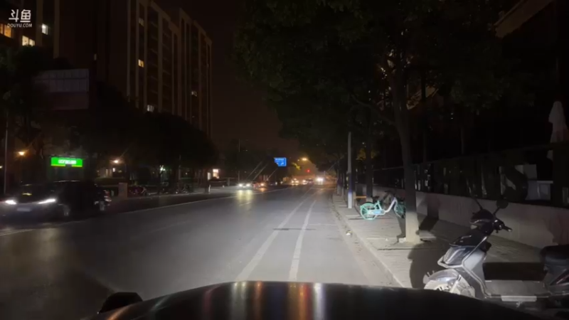 【2023-04-26 23点场】黑人毅：最后一天车展了