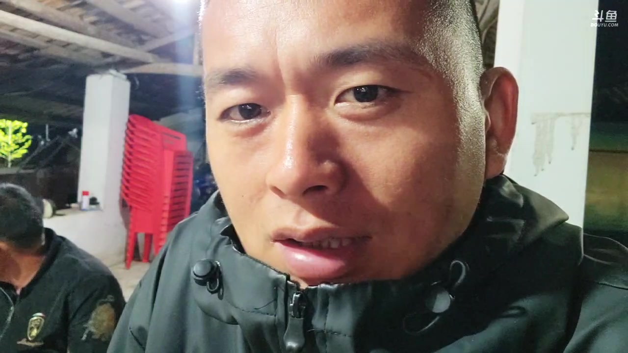 【2023-04-27 00点场】洪湖小肖：家人们这些天会有点事