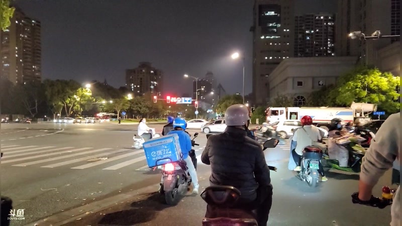 【2023-04-27 21点场】刘灶灶：城市户外互动，南京老门西