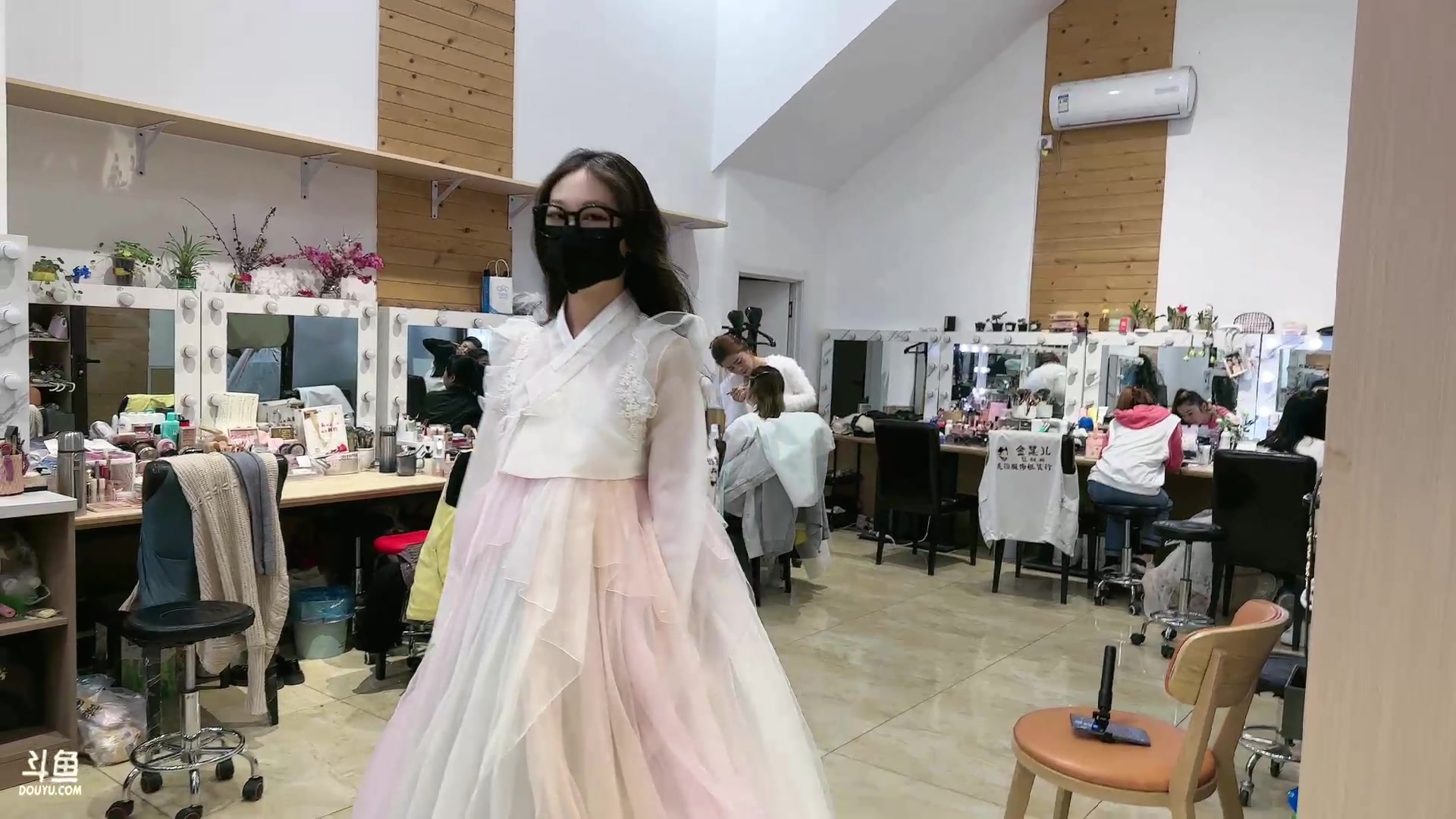 【2023-04-28 16点场】若若跑的贼快：双倍亲密度！延吉吃烤肉！！！