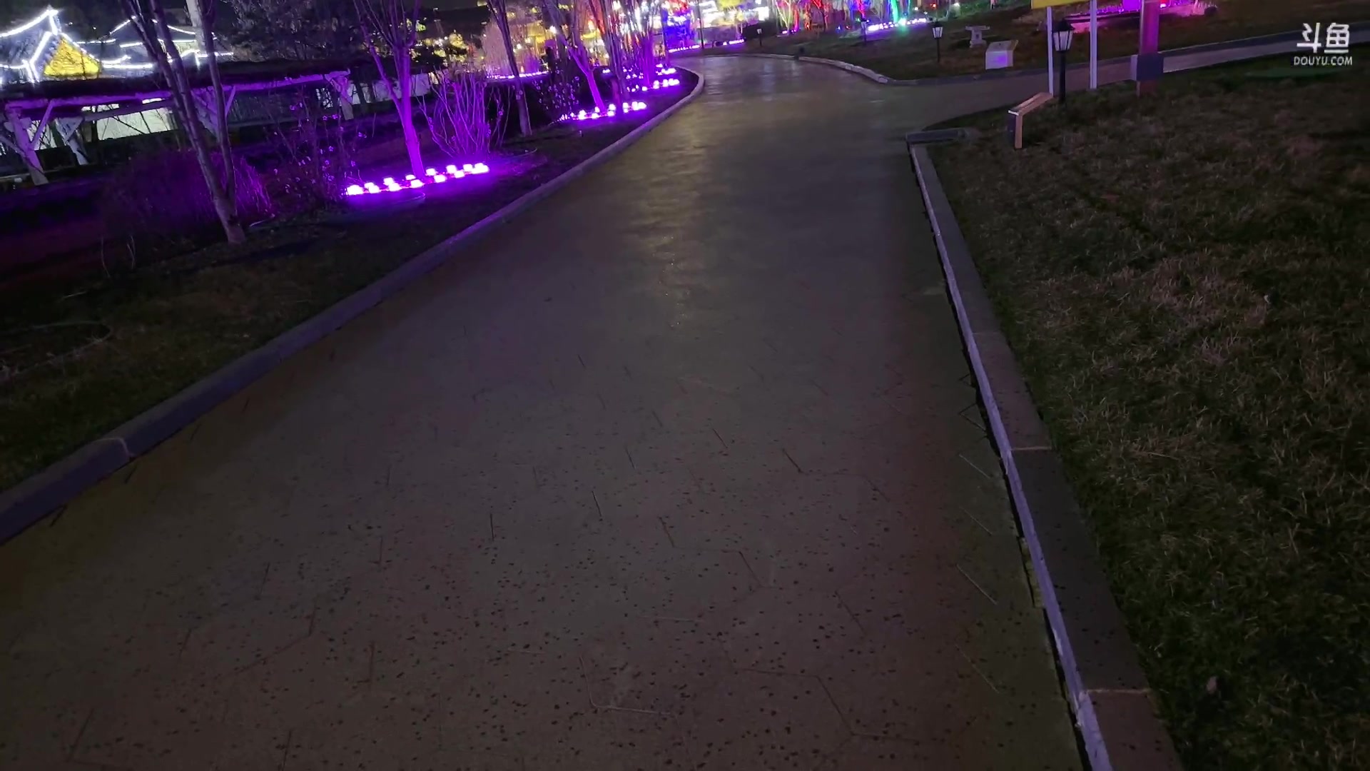 【2023-04-28 18点场】若若跑的贼快：双倍亲密度！延吉吃烤肉！！！