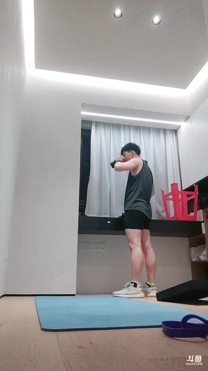 【2023-04-29 19点场】辛巴imb丶丶：室内运动 来一起动起来