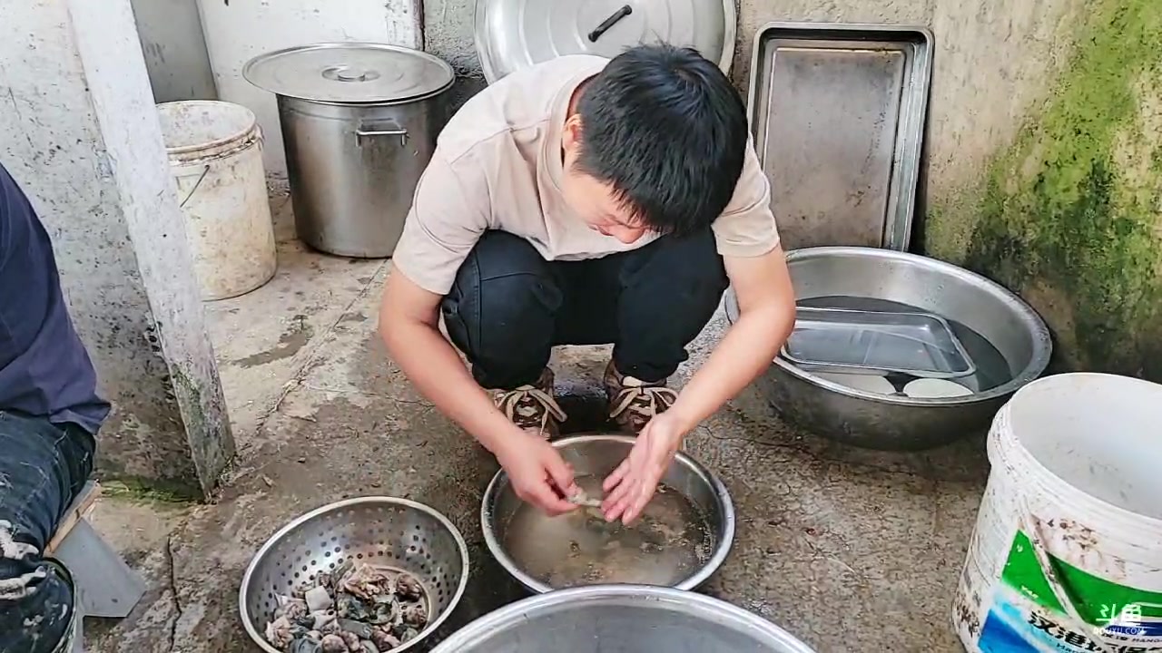 【2023-04-29 16点场】洪湖小肖：家人们这些天会有点事