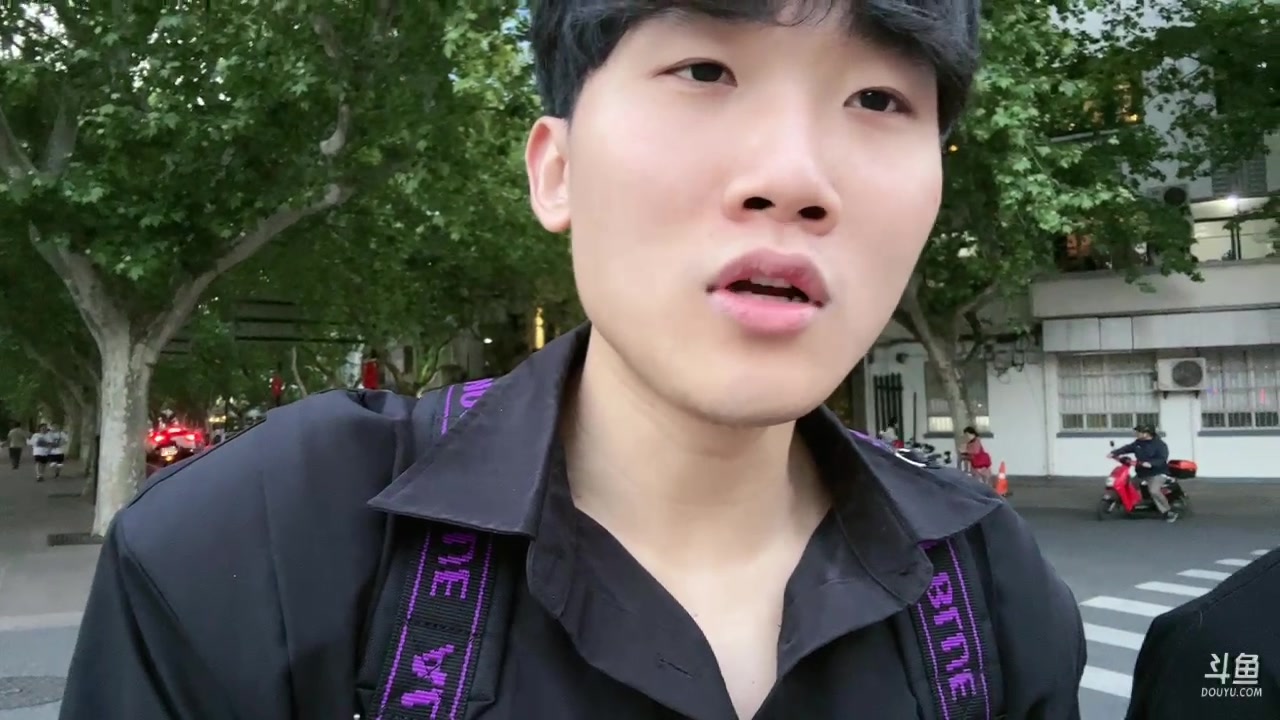 【2023-05-01 17点场】胸肌很大的良小伞：上海户外大逃亡！1元粉丝牌！巨龙族集合！