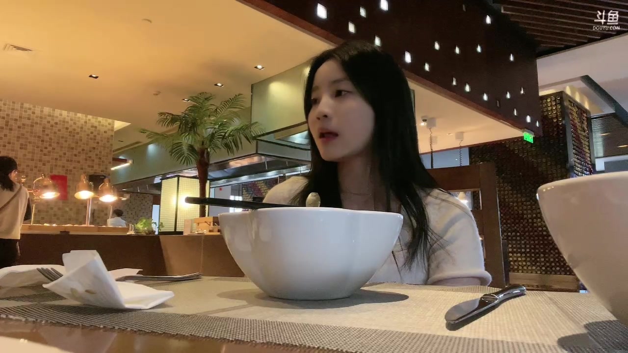 【2023-05-01 07点场】若若跑的贼快：双倍亲密度！今天要上长白山了！！！