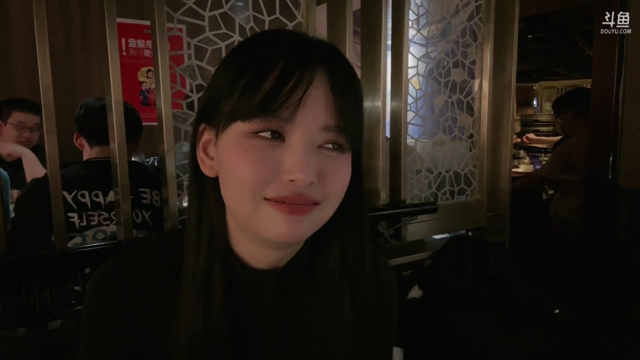 【2023-05-01 01点场】胸肌很大的良小伞：1元粉丝牌钻石双倍已开！巨龙族集合！