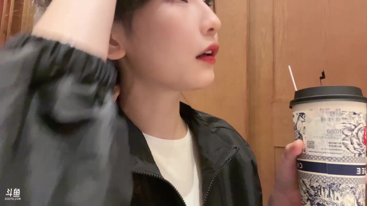 【2023-05-01 20点场】叶知秋Vanessa：秋：赶飞机 随缘播