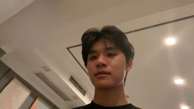 【2023-04-30 23点场】DYG萧玦：七点半来看比赛