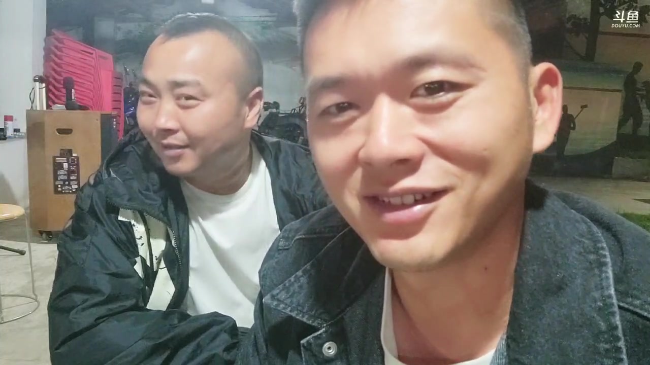 【2023-05-01 22点场】洪湖小肖：家人们这些天会有点事