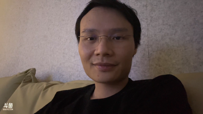 我在斗鱼看超级小桀直播主机其他游戏
