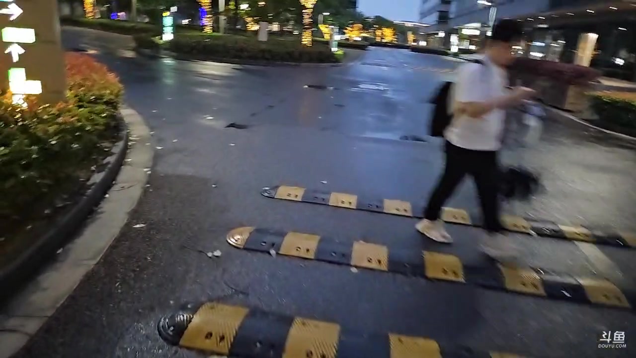 【2023-05-03 18点场】黑人毅：晚上和妹子二练