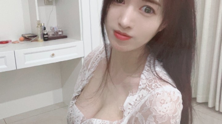 【2023-5-4 20点场】雪儿OwO:❤️隔着黄昏 隔着细雨