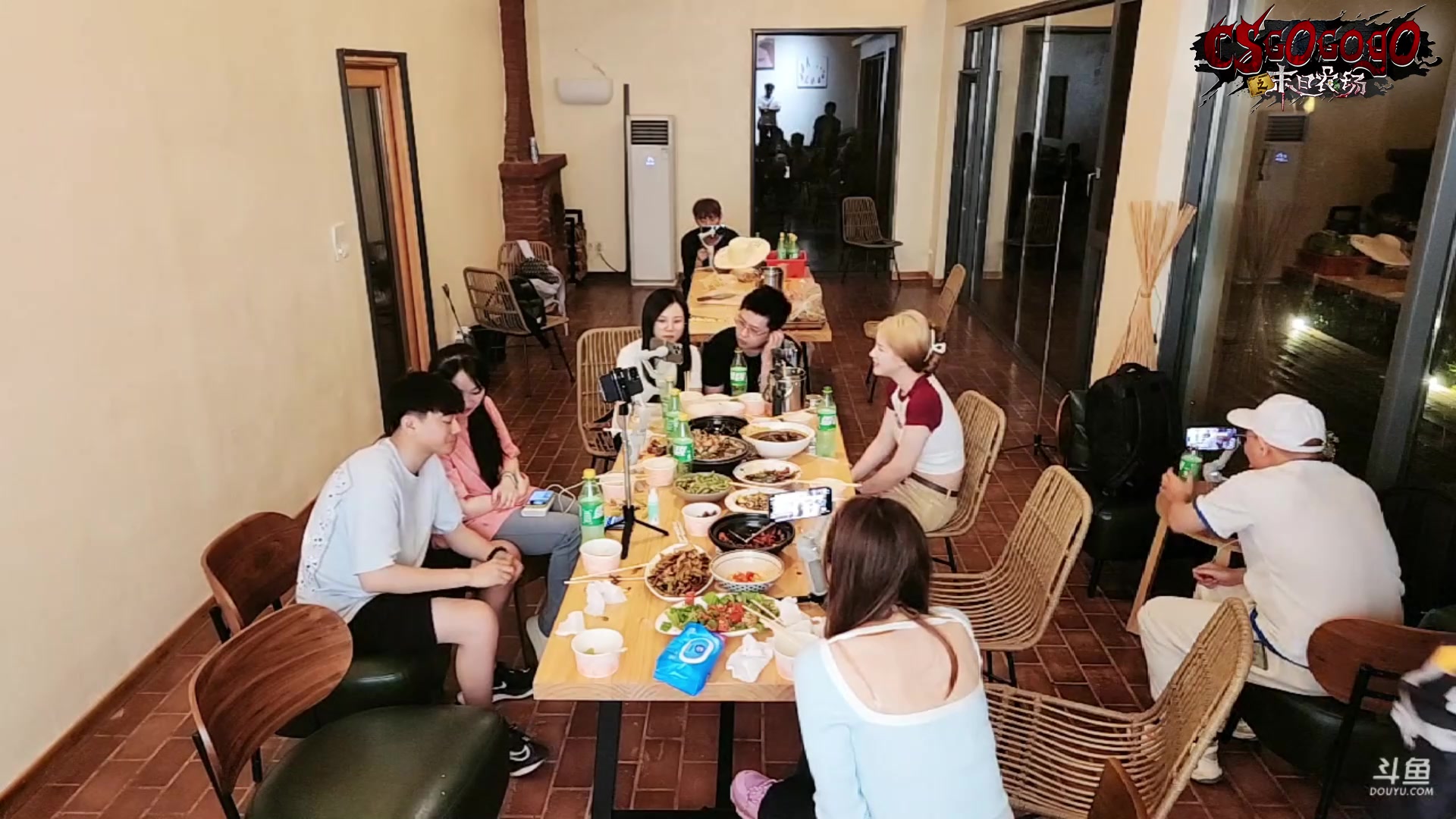 【2023-05-05 20点场】斗鱼出品节目：【Day2】拯救人质大逃杀